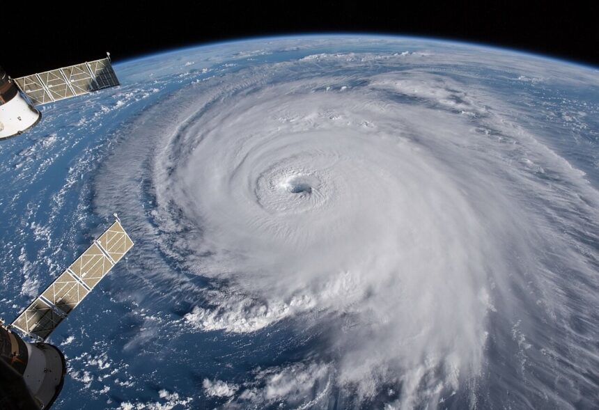 bay-of-bengal-cyclone-warning-15423 বঙ্গোপসাগরে ঘূর্ণিঝড়ের পূর্বাভাস: আগামী তিন মাসে সতর্কতা