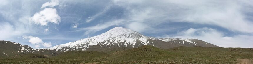 iran-damavand-mountains ইরানের পিকঅ্যাক্স পর্বত: কেন বারবার হামলার লক্ষ্যবস্তু যুক্তরাষ্ট্র?